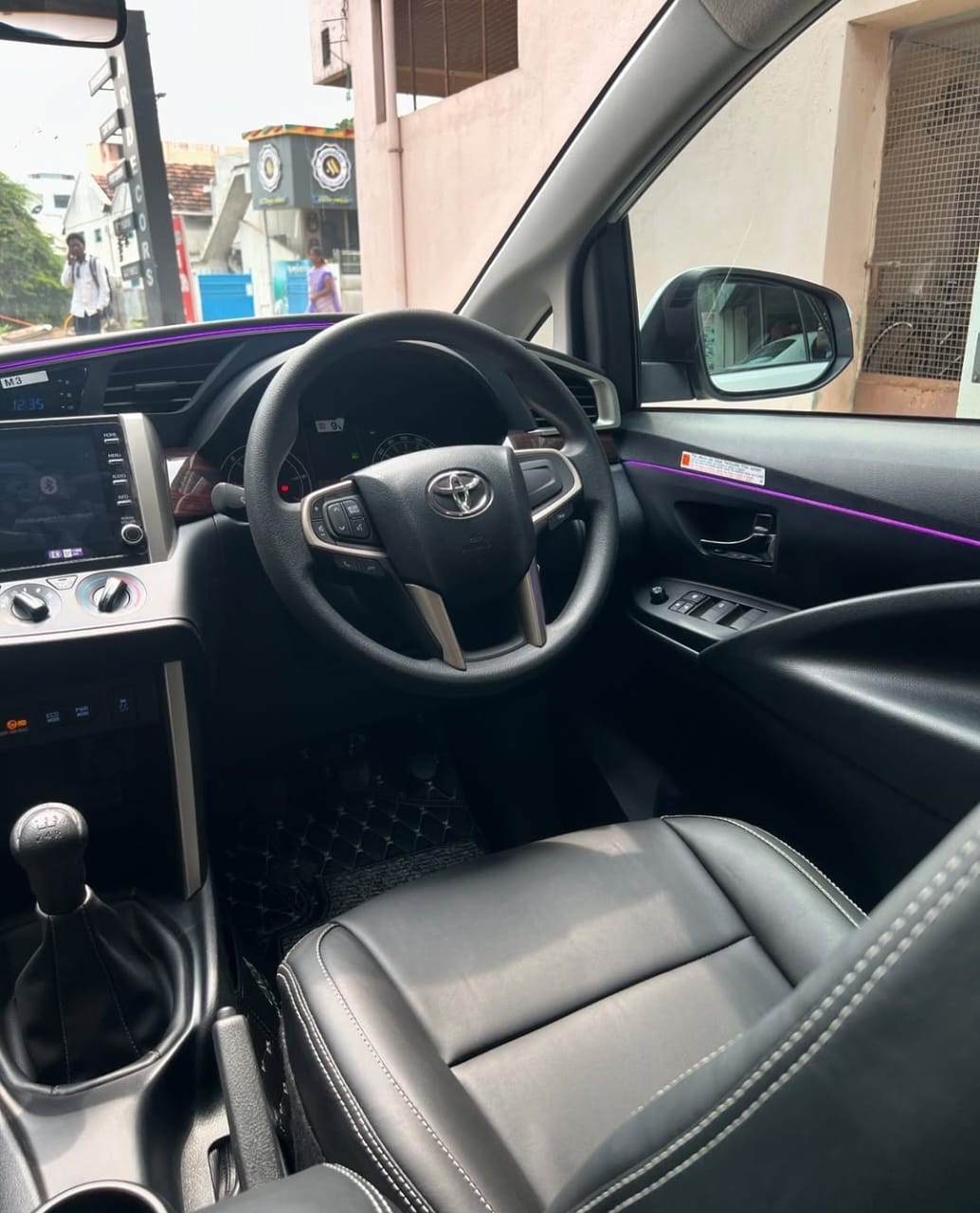Toyota Innova Crysta Limo Car India | Car Rental in Jaipur